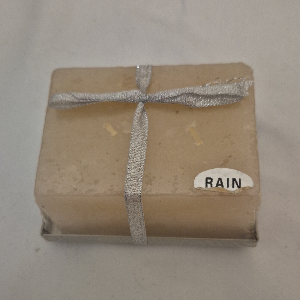 Rain Bar Candle